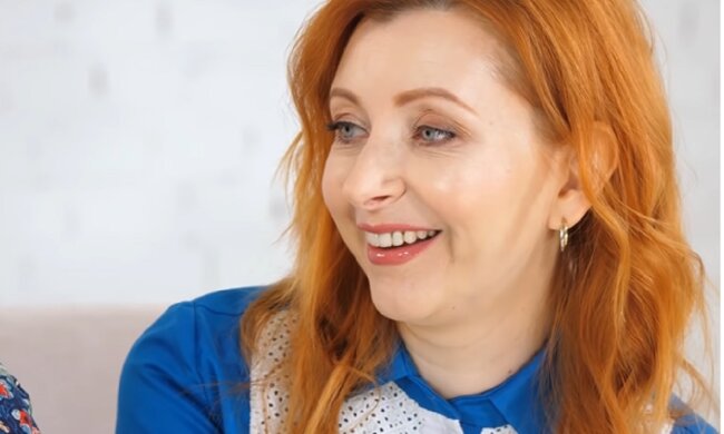 Дружина Степана Казаніна з "Кварталу 95" знайшла привід вдягнути сукню, "З виключною вірою у світле майбутнє"