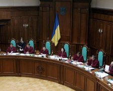 "Диктатори" на підході: суд пошкодував прихвостнів Януковича

