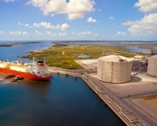 "Газпром" построит СПГ-завод на Черном море