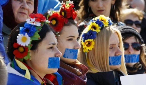 Українській владі начхати на мешканців Криму