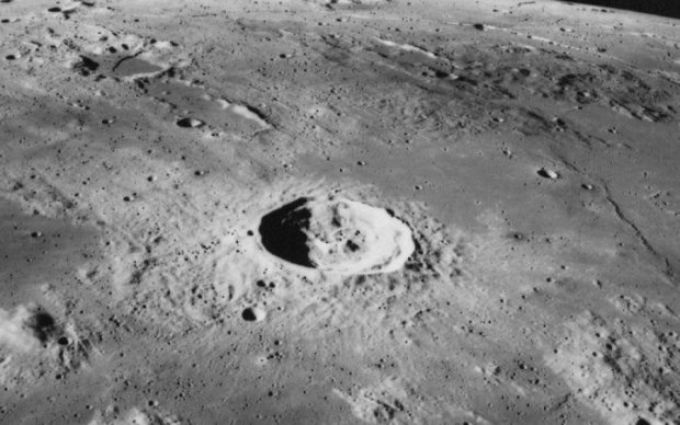 Прибулець-турист на Місяці потрапив в об'єктив камери