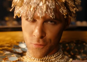 Макс Барских, кадр из клипа на песню "Rich"