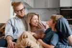 Счастливая семья. Фото Freepik