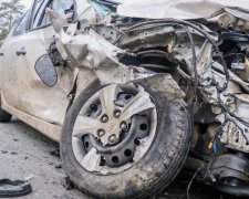 П'ять машин "у мотлох": у Києві сталася смертельна аварія
