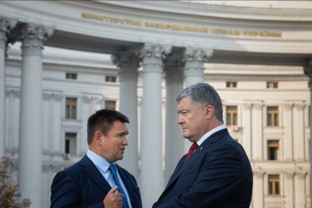 Суд возбудил против Порошенко и Климкина еще одно дело, НАБУ уже ждет: первые подробности
