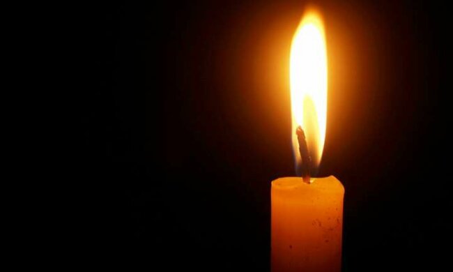 Траурна свічка, фото Hyser