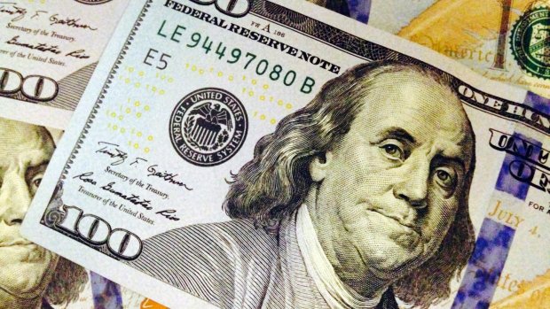 Доллару исполнилось 241 год: как появилась мировая валюта