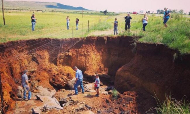 Тріщина в континенті: вченим доведеться перекроїти карту світу