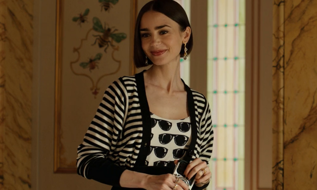 Лілі Колінз, кадр з серіалу "Емілі в Парижі"