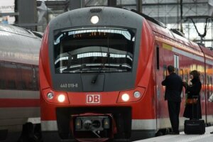 Потяг Deutsche Bahn