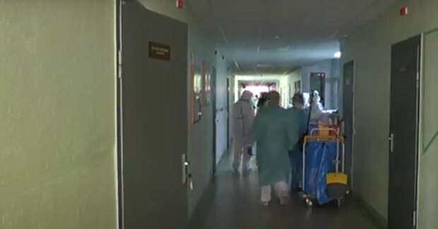 В больнице Франковска используют кислородные маски, кадр из репортажа Вежа: YouTube