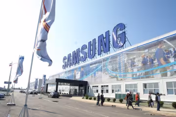 Samsung представит новую линейку смартфонов Galaxy: больше, круче, мощней