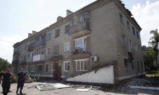 Через бої у Мар'їнці поранені двоє мирних жителів