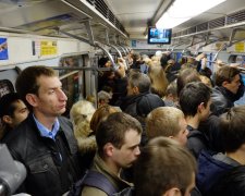 Киевское метро потрясло страшное ЧП: первые подробности