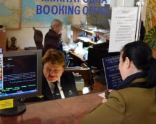 Компенсацій не чекайте: Укрзалізниця знову наплювала на пасажирів