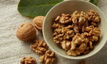 Грецкие орехи, изображение из свободных источников