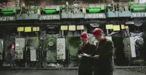рабочие, скрин из видео