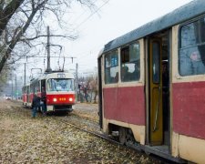 На трамвайних коліях знайшли мертвого чоловіка