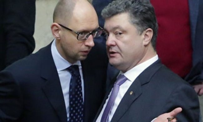 Експерт розповів, як буде відбуватися зміна влади в Україні
