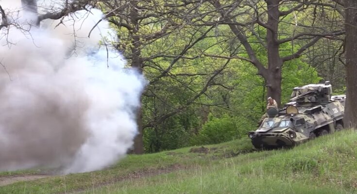военные учения, скриншот из видео