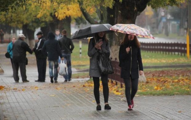 Кому пощастить: українців атакують потужні зливи