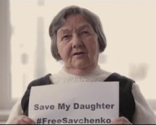 Суд відмовив мамі і медикам провідати Савченко