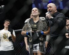 Аманда Нуньєс - чемпіонка UFC у двох дивізіонах