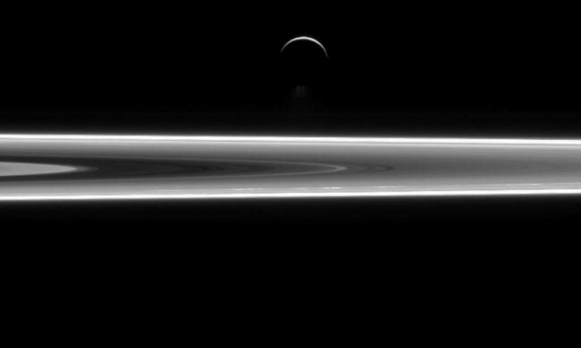 З космосу прийшло вражаюче фото кілець Сатурна