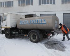 У Києві на Водохреще розвозитимуть питну воду для освячення: де і коли можна набрати запас на родину