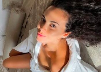 Настя Каменских, instagram.com/kamenskux/