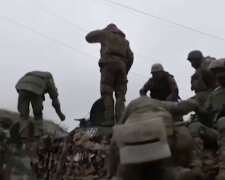 Военные, фото: скриншот из видео