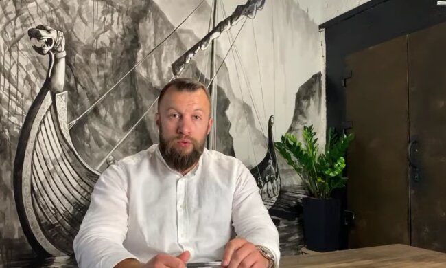 Максим Жорин