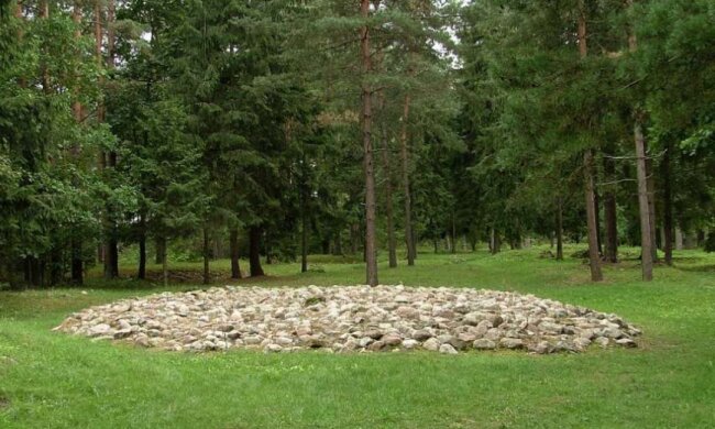 Погребальный курган ятвягов, фото: zoon.webd.pl