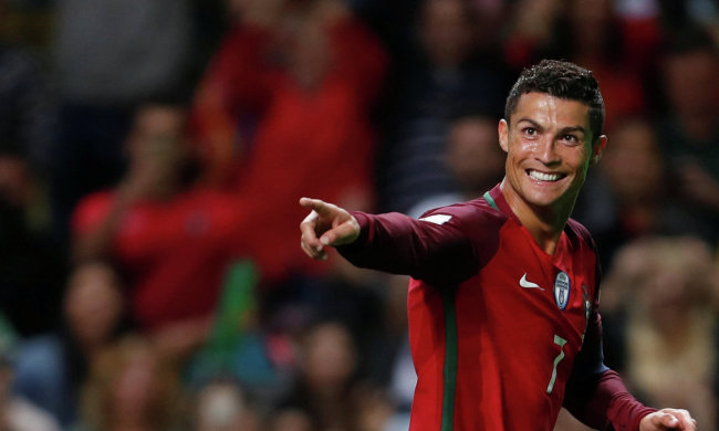 Кріштіану Роналду звинуватили у зґвалтуванні: опубліковано фото дівчини