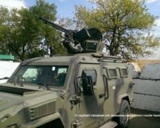 Бойовики обстріляли "Кугуар" прикордонників в Луганській області