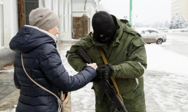 Боевики "ЛНР" взвыли от голода: у жителей выпрашивают еду