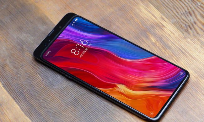 Блогер показав, з чого складається хвалений Xiaomi Mi Mix 3: такого ви ще не бачили