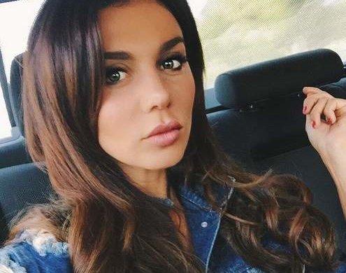 Припухла Седокова попрощалася з Instagram: цілую