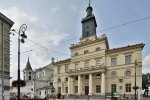 Український прапор на ратуші Любліна