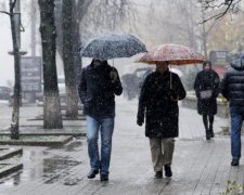 Настрій змінився: стихія "вмиє" українців