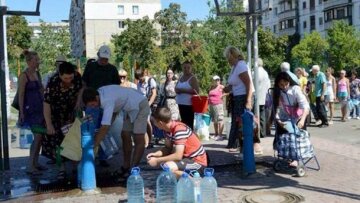 Франківчани, тримайтеся: в місті масово відключають воду, хто потрапив у "чорний список"