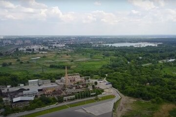 завод, скриншот из видео