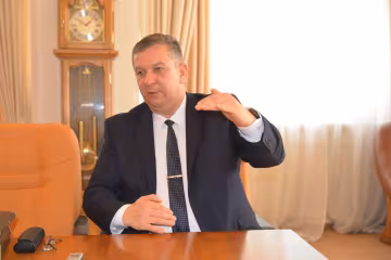 Андрей Рева