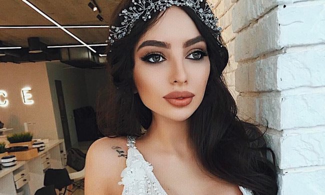 Алена Омович