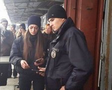 Активисты вызвали полицию: на Куреневке убивают животных (фото)