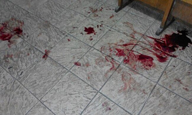 У Харкові кілька десятків людей влаштували різанину на вулиці