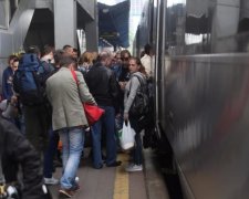 Укрзалізниця замість якості послуг знову підніме ціни