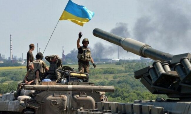 Украинская армия пошла в "ползучее" наступление