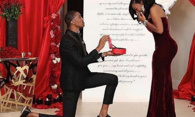 "Мені дуже з нею пощастило": хлопець запропонував судженій відразу шість обручок, з яких вона зуміла вибрати одну