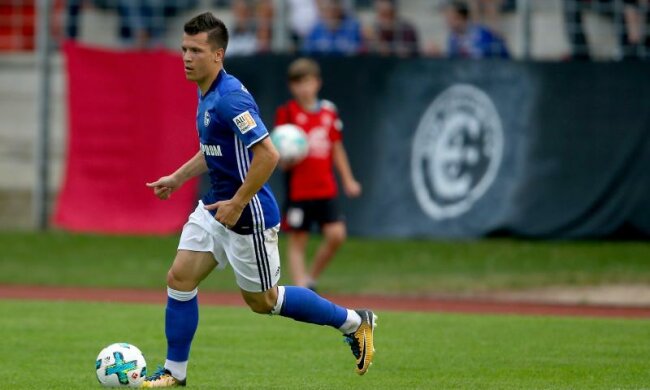 Коноплянка продолжает феерить на сборах Шальке